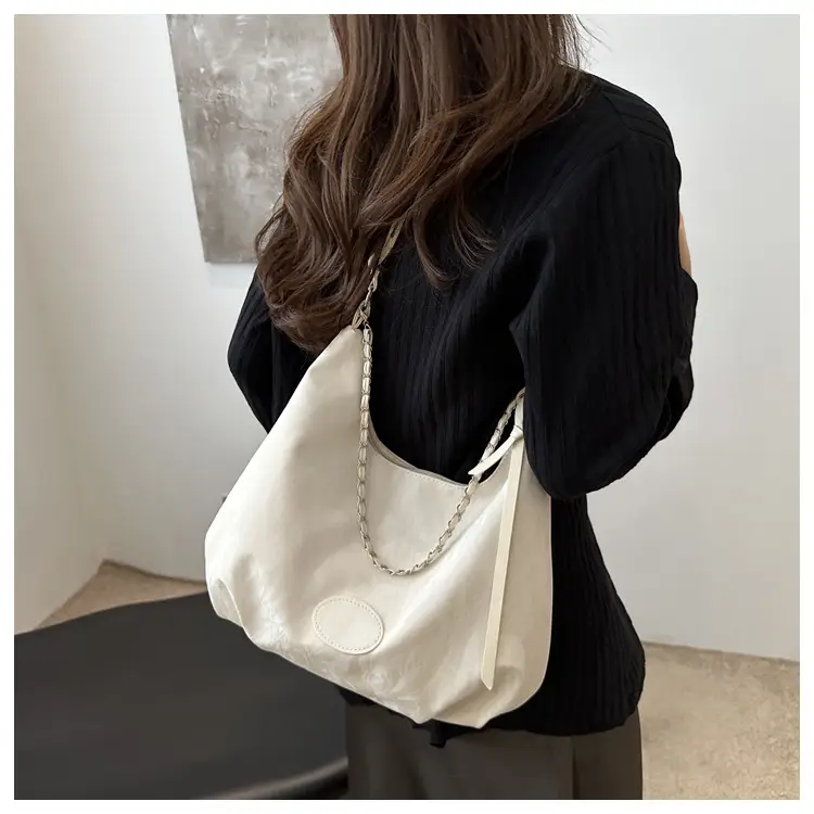Black Textured Shoulder Bag for Women 2024 — feature 21