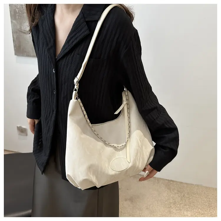 Black Textured Shoulder Bag for Women 2024 — feature 23