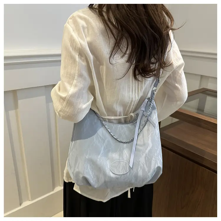 Black Textured Shoulder Bag for Women 2024 — feature 31