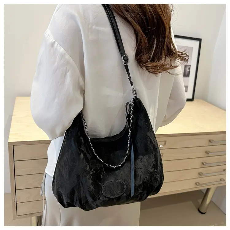 Black Textured Shoulder Bag for Women 2024 — feature 34