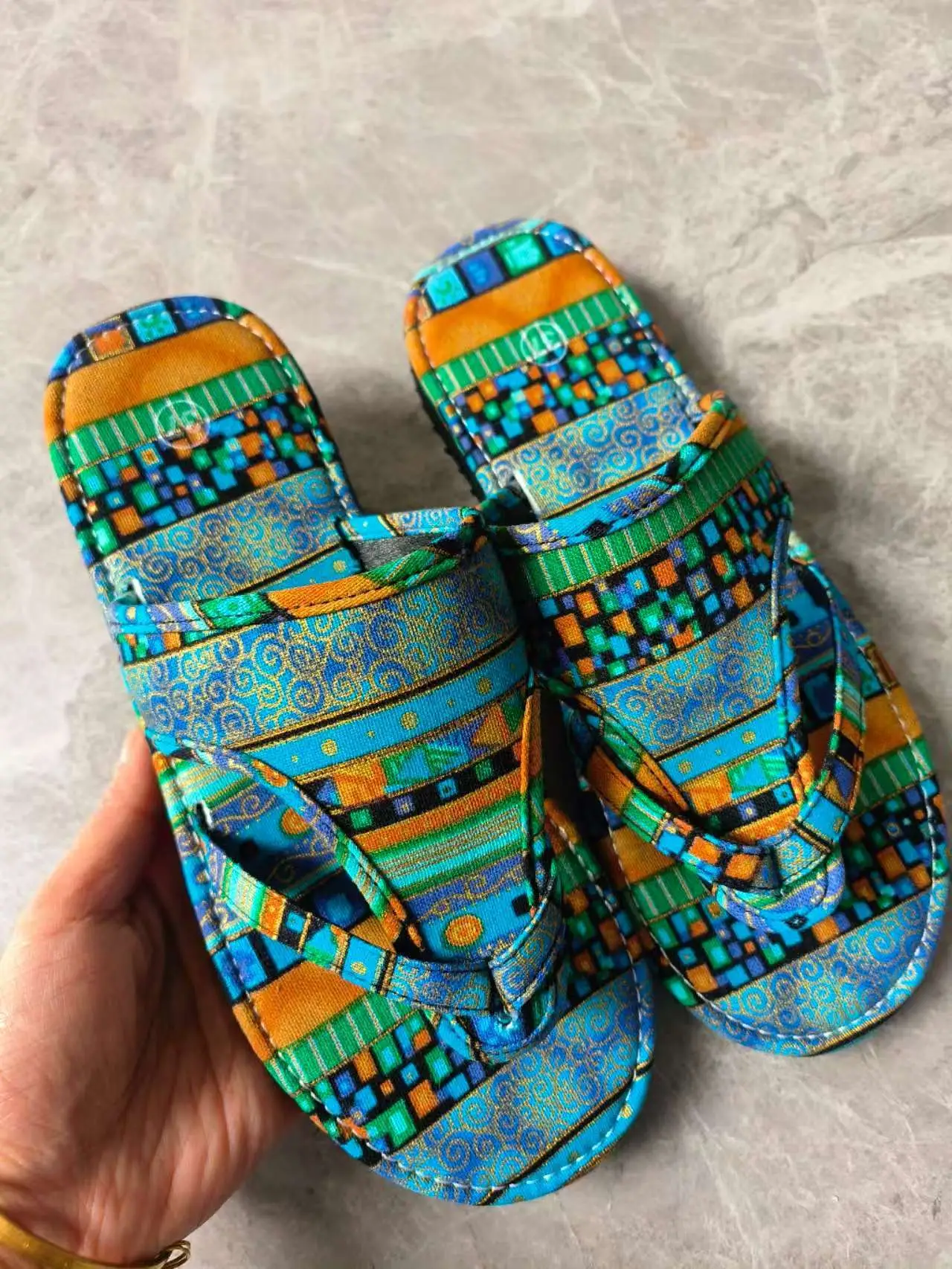 Women Cross-Color Sandals Slip-On Lightweight Comfortable — feature 11