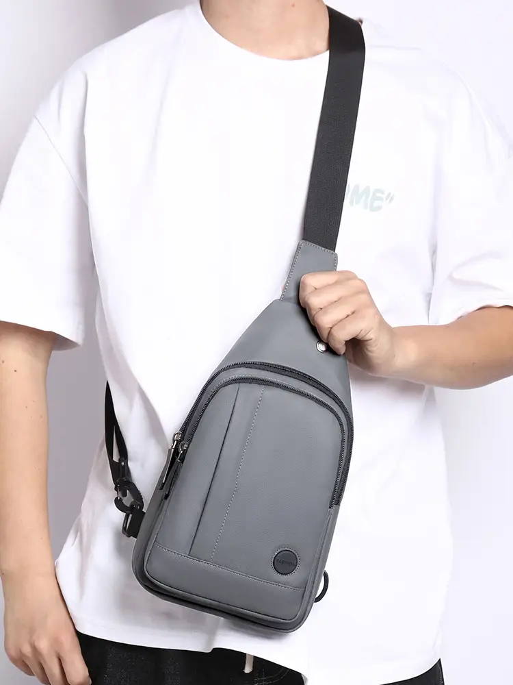 Men's Black Crossbody Bag Lightweight Fashionable Shoulder Bag — feature 19