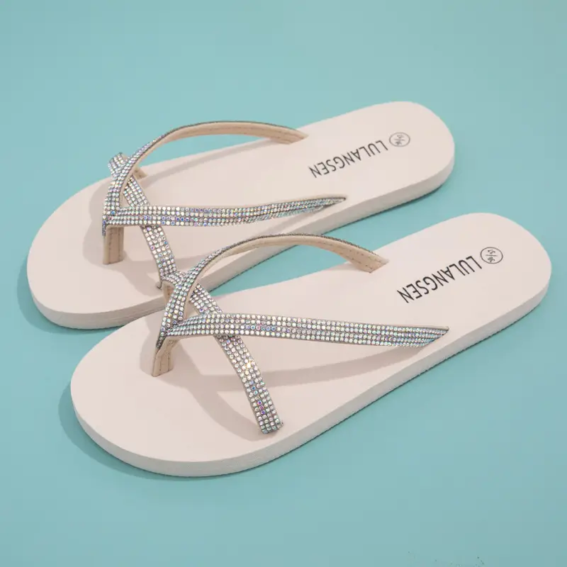 Summer New Cross-Border Internet Celebrity Colored Diamond Women's Fashionable Thick-Soled Flip-Flops for Women's Beach Outer Wear in Stock