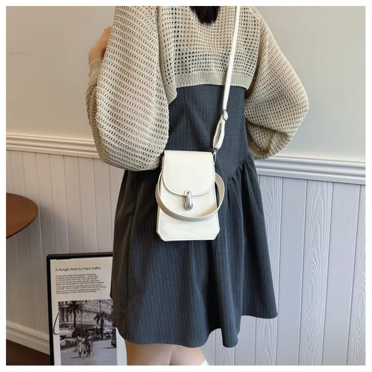 Black Mini Shoulder Bag for Women 2024 Summer — feature 10