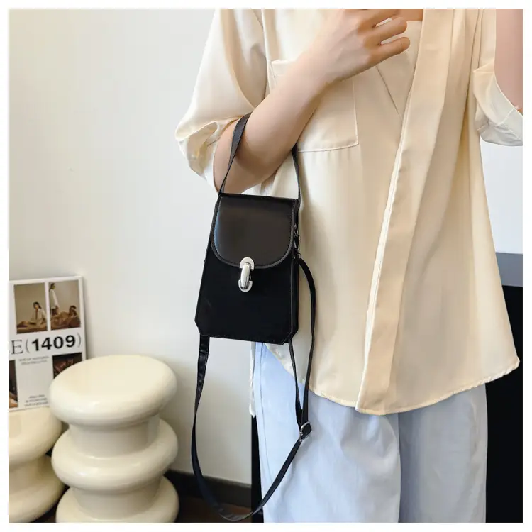 Black Mini Shoulder Bag for Women 2024 Summer — feature 15