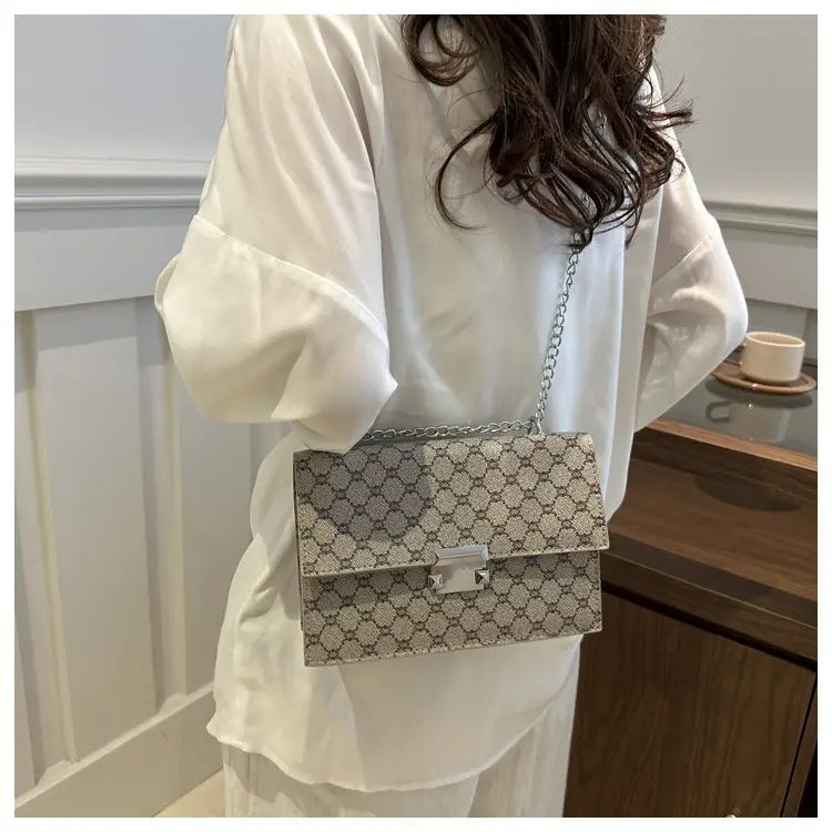 Retro Small Bag Women Chain Plaid 2024 — feature 17