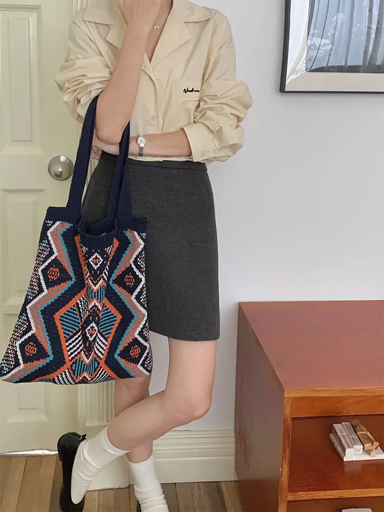 Retro Color Contrast Woven Shopping Bag Large Capacity — feature 15