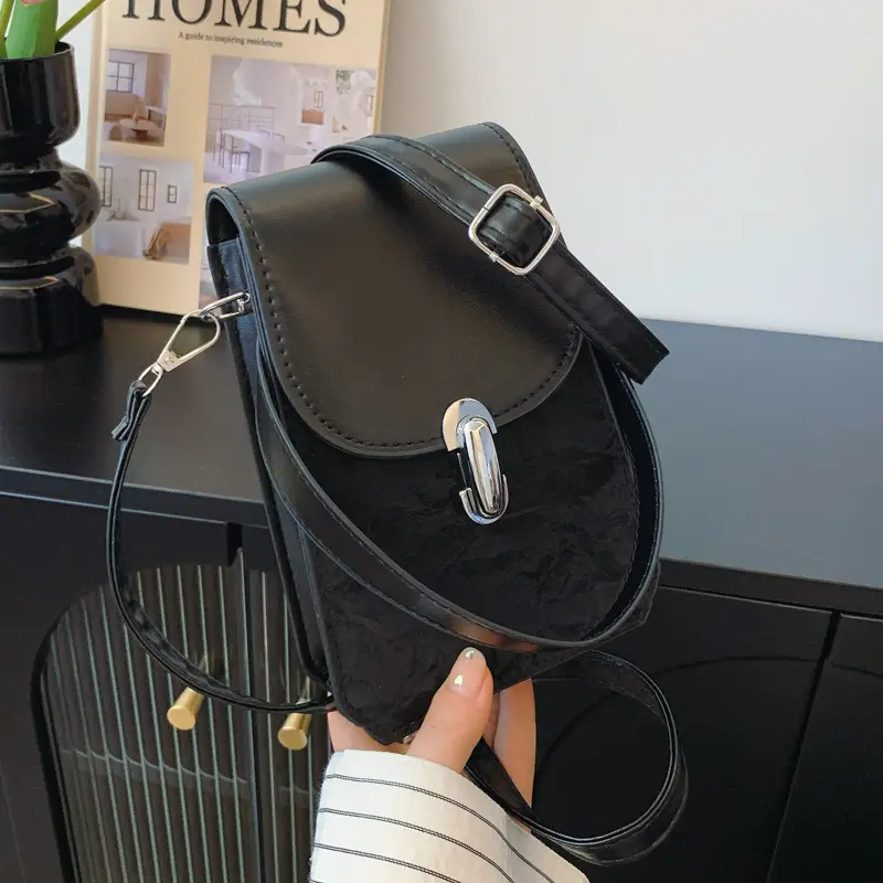 White Korean Style Square Shoulder Bag for Women - Image 3