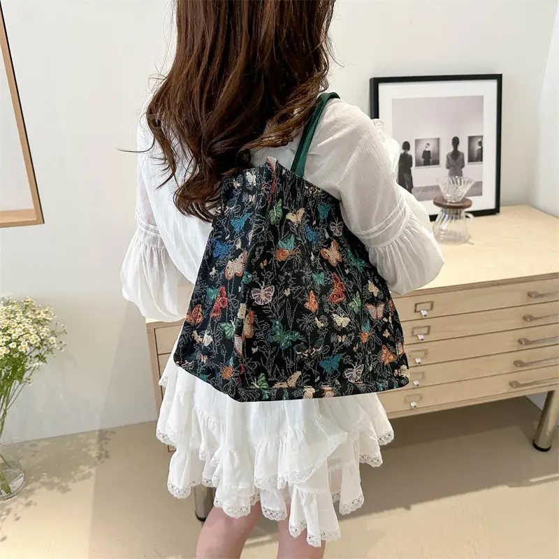 Niche Floral Canvas Shoulder Bag 2024 - Image 6