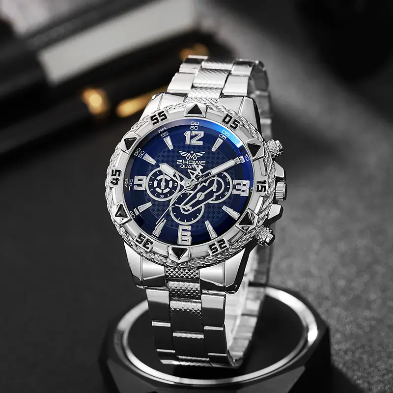 Gold Men's Luxury Watch with Large Dial & Alloy Band - Image 3