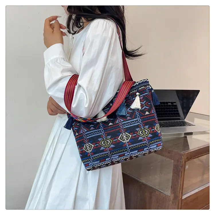 Ethnic Style Shoulder Crossbody Bag Women 2024 — feature 17