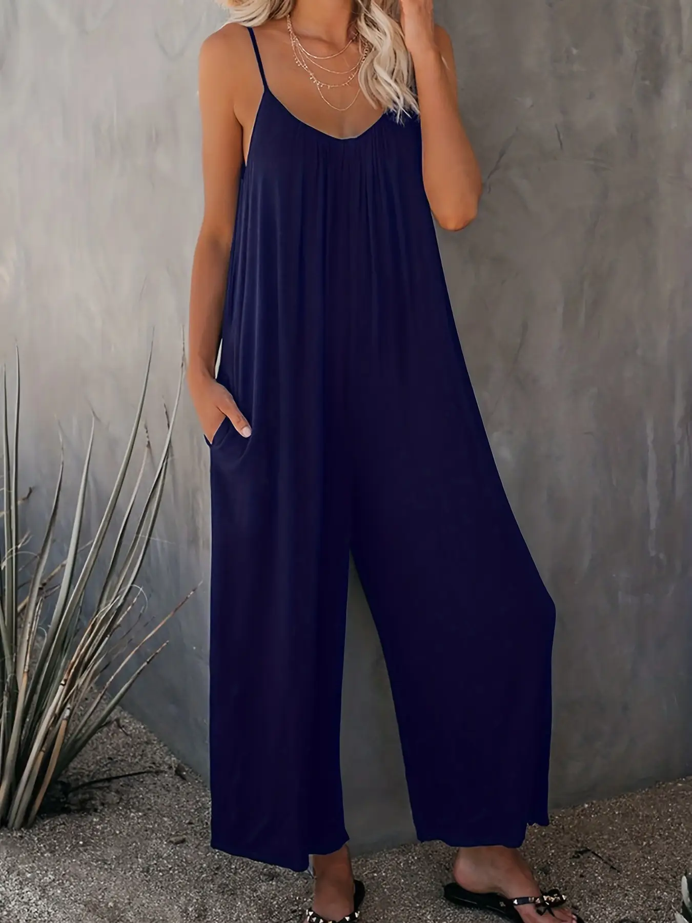 Women Green Slimming 2-Piece Wide Leg Pants Set - Image 5