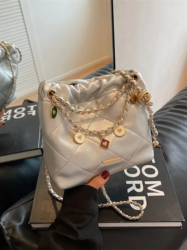Women Diamond Chain Crossbody Bag Cream 2026 - Image 7