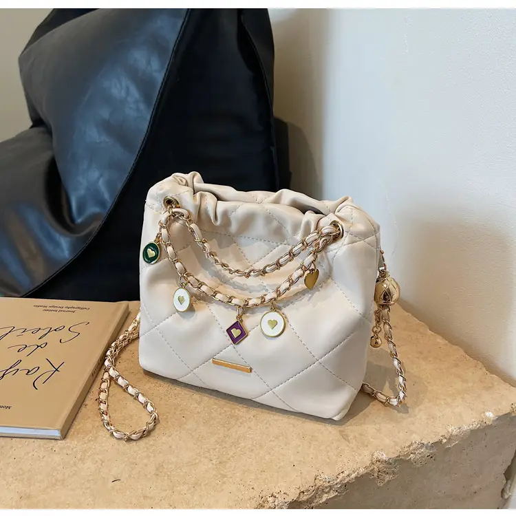 Women Diamond Chain Crossbody Bag Cream 2026 — feature 36
