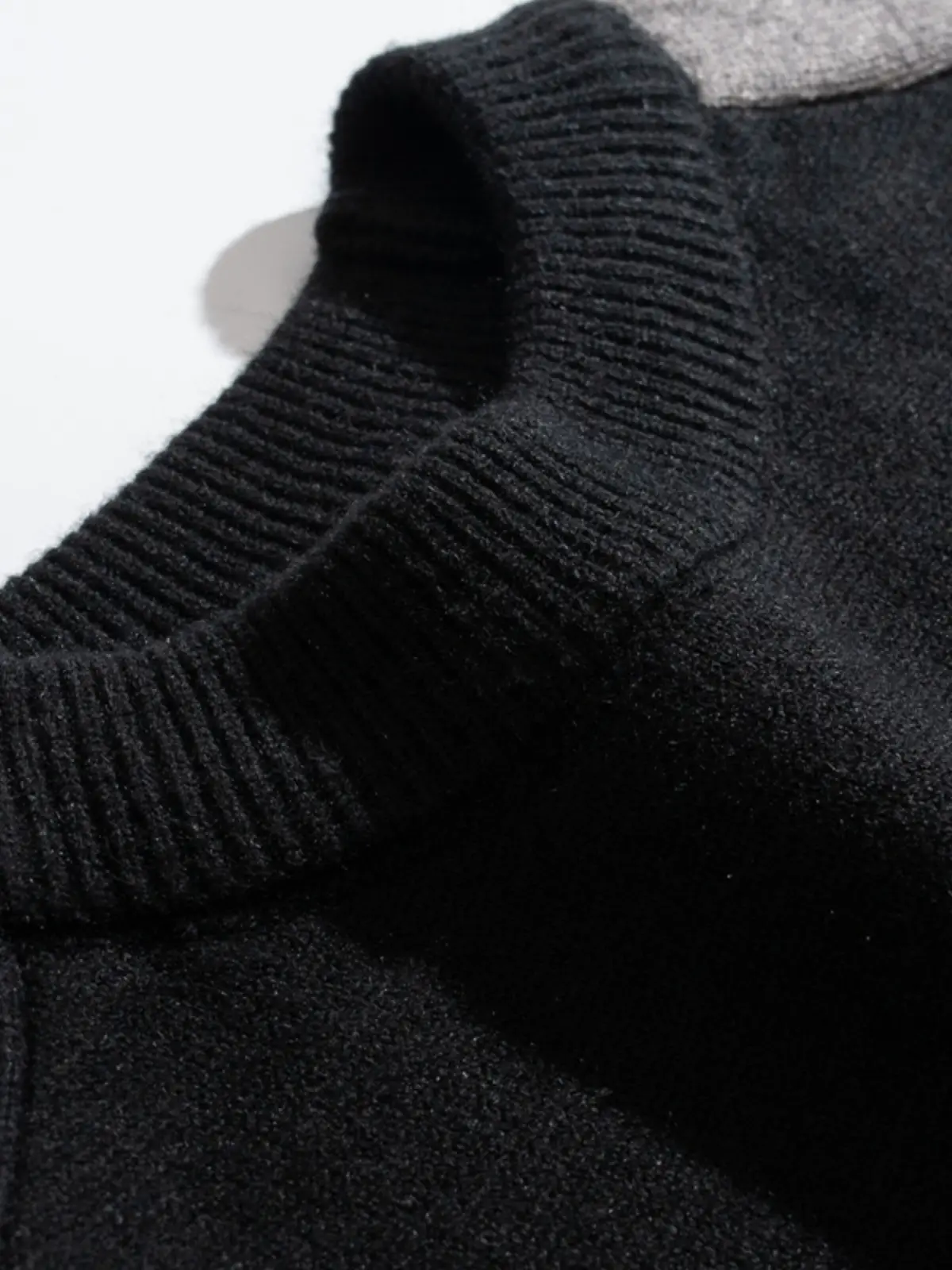 Men's Black Knitted Sweater Irregular Hem Casual Top - Image 14