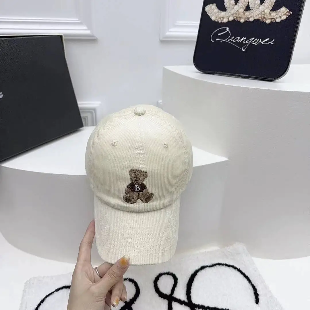 Japanese Style Cartoon Bear Cap for Women Beige Spring Autumn — feature 7