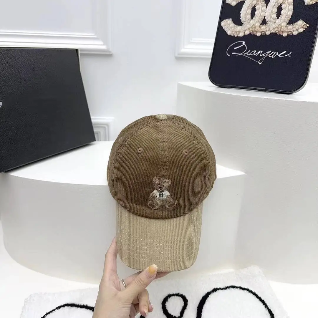 Japanese Style Cartoon Bear Cap for Women Beige Spring Autumn — feature 10