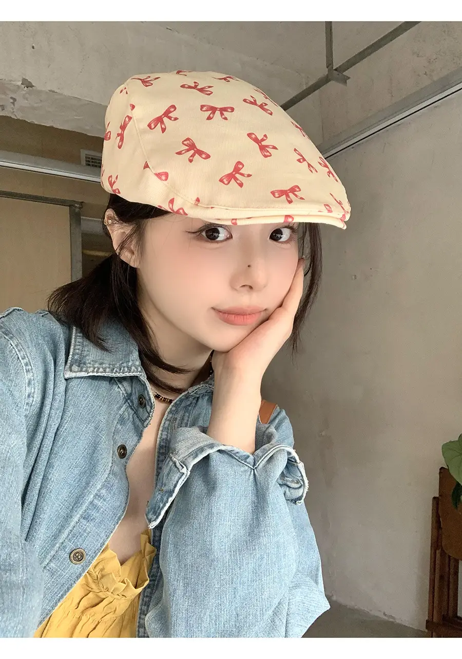 Women's Pastoral Graffiti Bow Camping Cap — feature 2