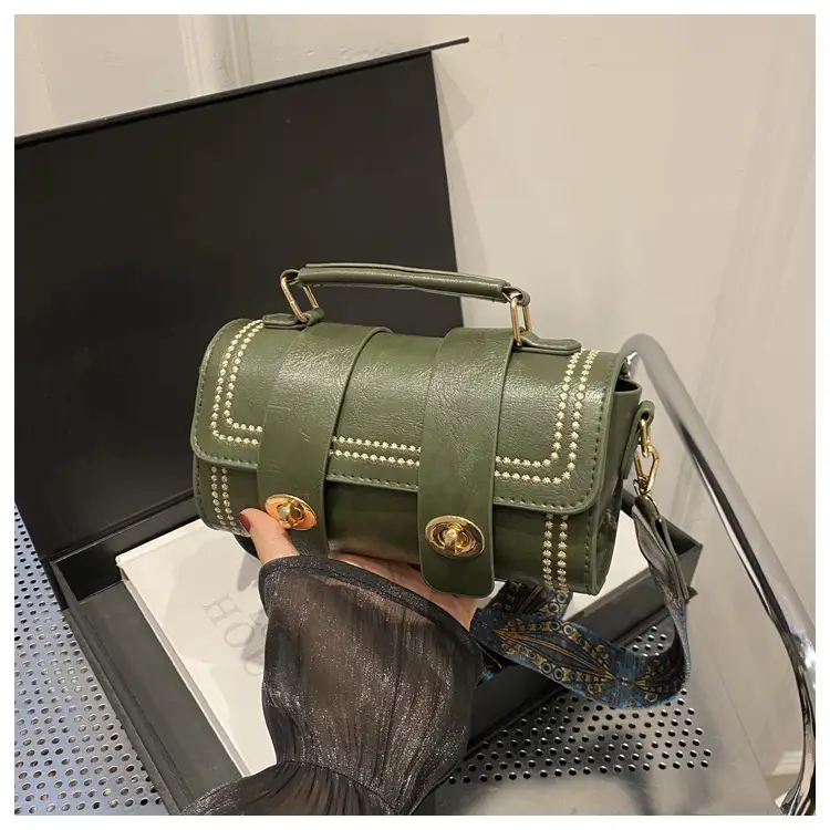 Green Leather Butterfly Bag with Gold Plated Hardware — feature 11