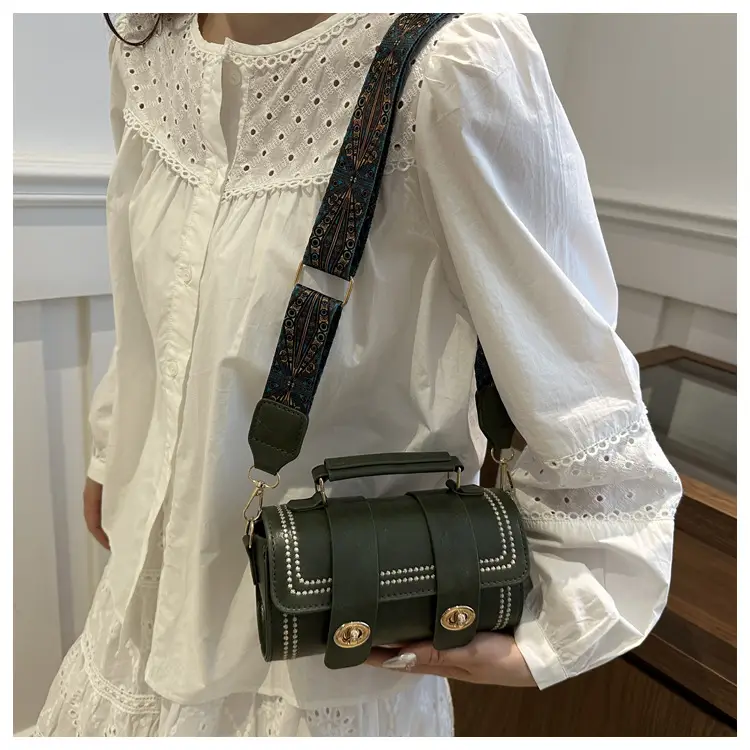Green Leather Butterfly Bag with Gold Plated Hardware — feature 22