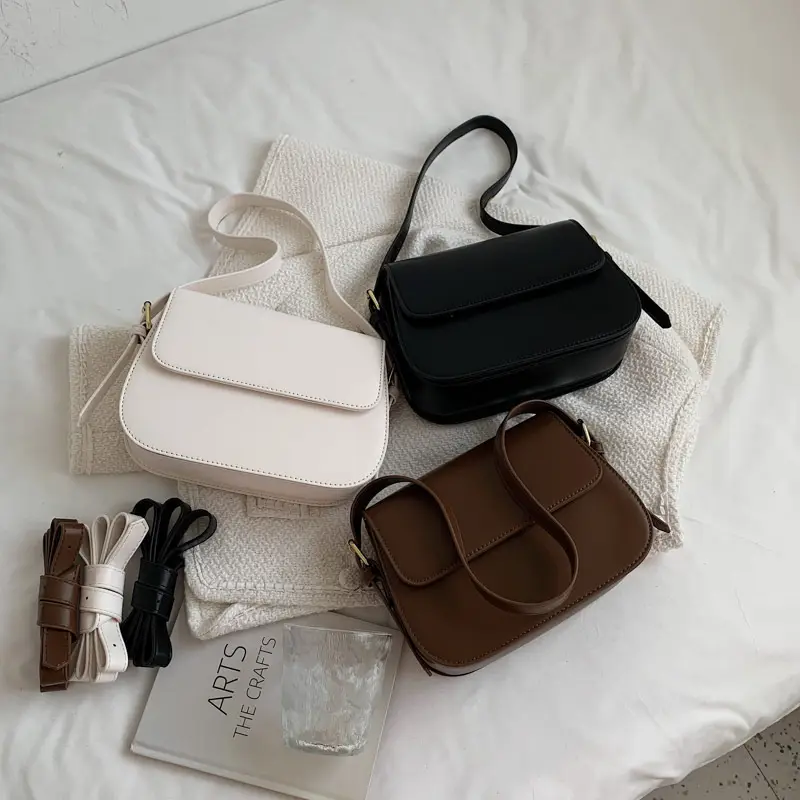 Black Textured Crossbody Bag 2024 New Style