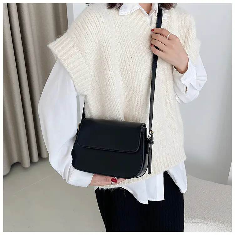 Black Textured Crossbody Bag 2024 New Style — feature 18