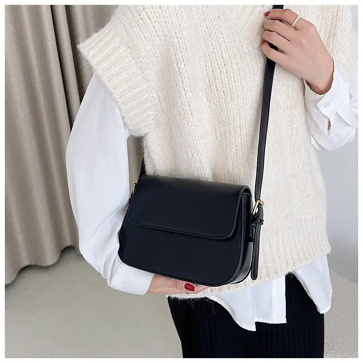 Black Textured Crossbody Bag 2024 New Style — feature 19