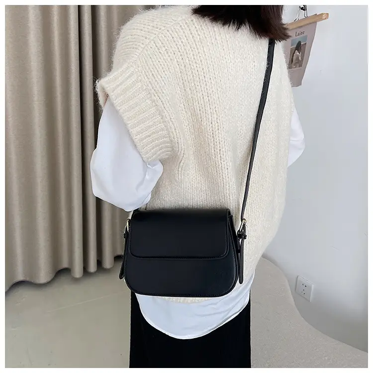 Black Textured Crossbody Bag 2024 New Style — feature 20