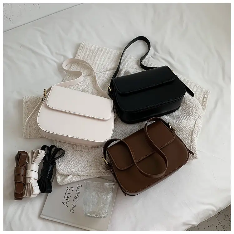 Black Textured Crossbody Bag 2024 New Style — feature 8