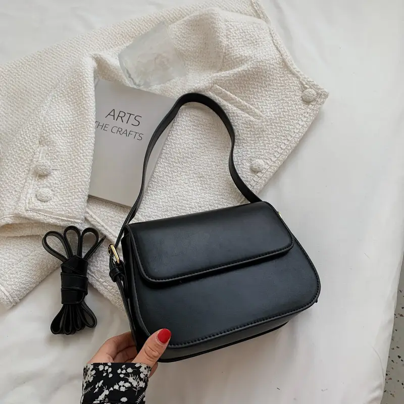 Black Textured Crossbody Bag 2024 New Style