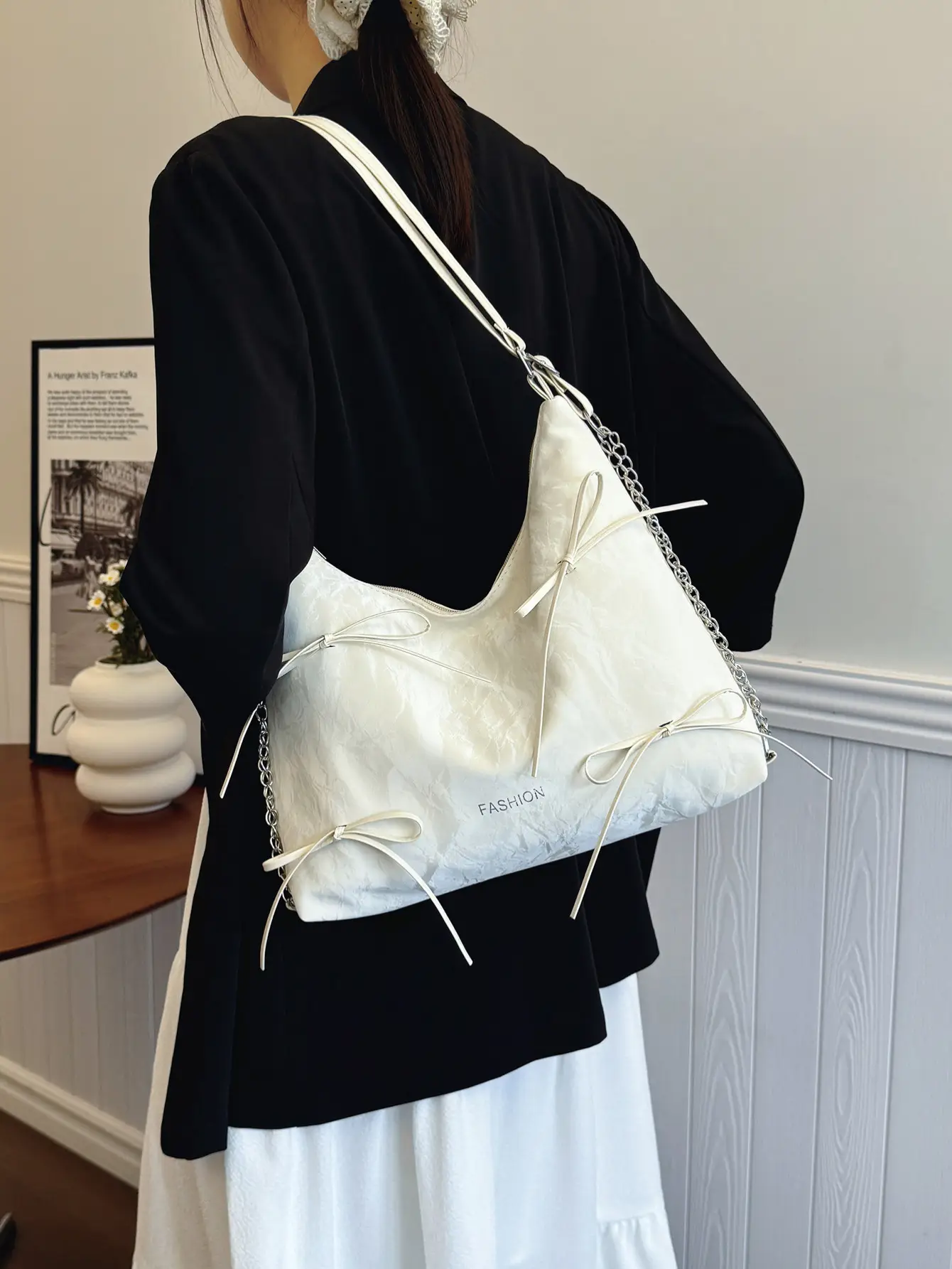 Women's Cream Chain Strap Tote Bag Large Capacity Travel Backpack - Image 7