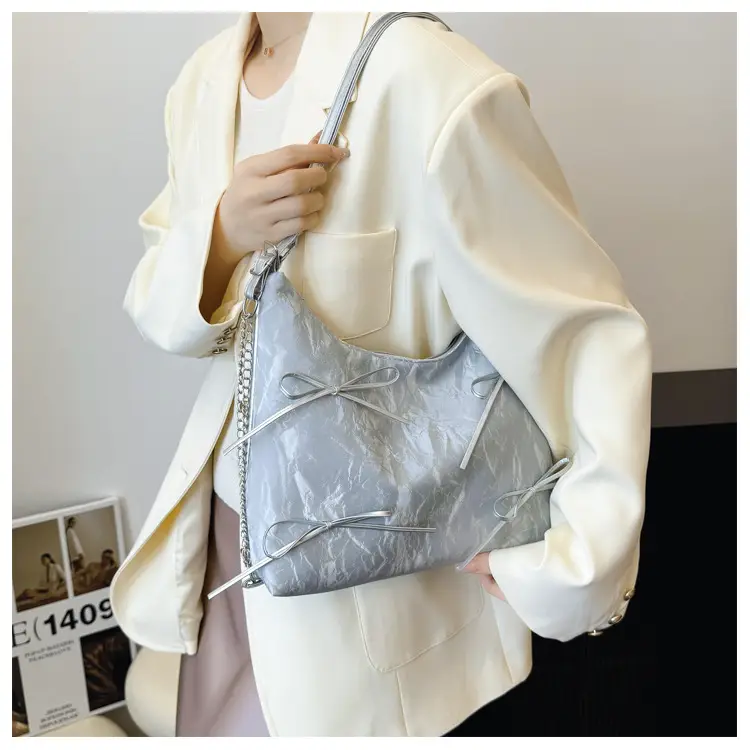 Women's Cream Chain Strap Tote Bag Large Capacity Travel Backpack — feature 8