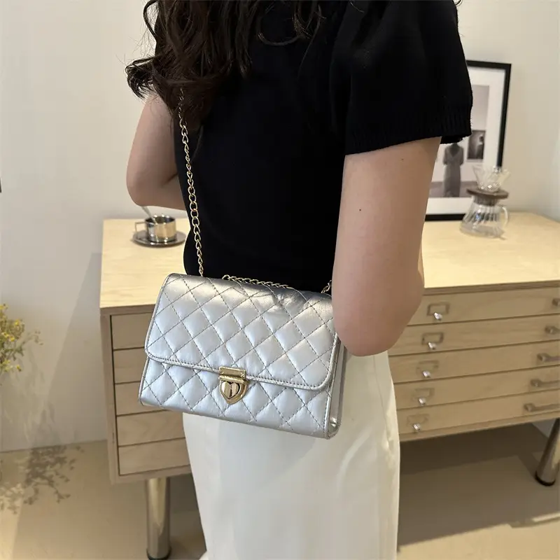 2024 Women's Rhombic Chain Shoulder Bag Set - Image 9