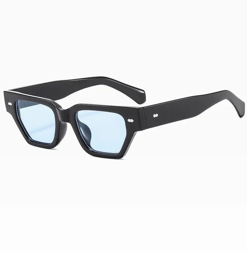 Trendy Square Frame Sunglasses with Rivet Decor β feature 15