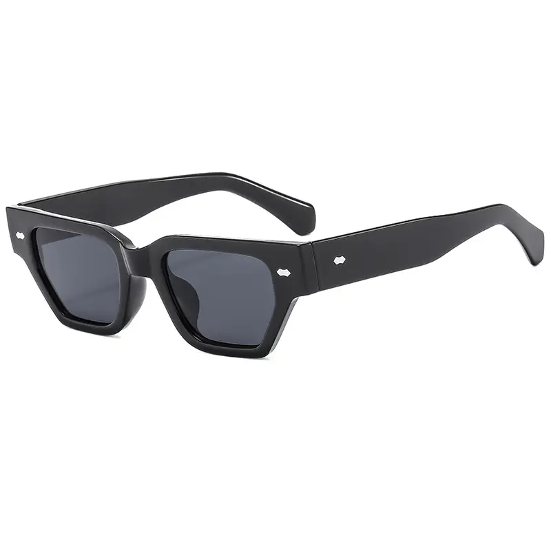 Trendy Square Frame Sunglasses with Rivet Decor