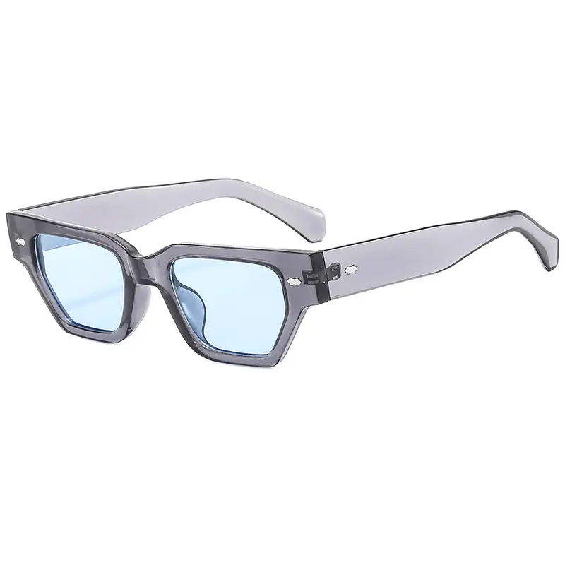 Trendy Square Frame Sunglasses with Rivet Decor - Image 7