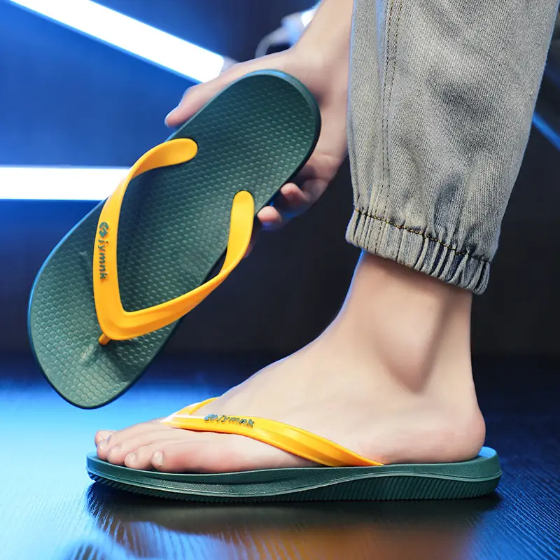 Fashionable Flip-Flops for Men Summer 2025 New Men's Flip-Flops Non-Slip Wear-Resistant Outer Wear Flats Beach Sandals - Image 4