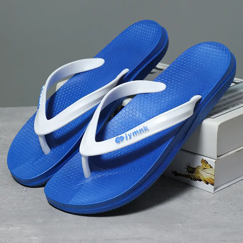 Fashionable Flip-Flops for Men Summer 2025 New Men's Flip-Flops Non-Slip Wear-Resistant Outer Wear Flats Beach Sandals - Image 2
