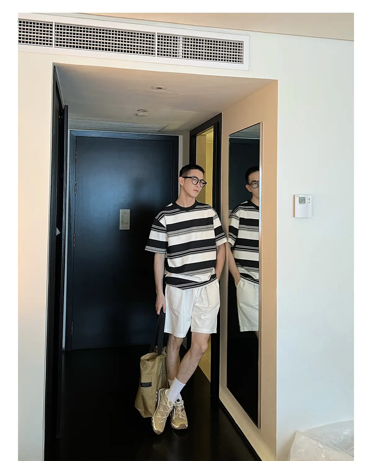 Men Striped T-Shirt Black White Casual Summer — feature 10