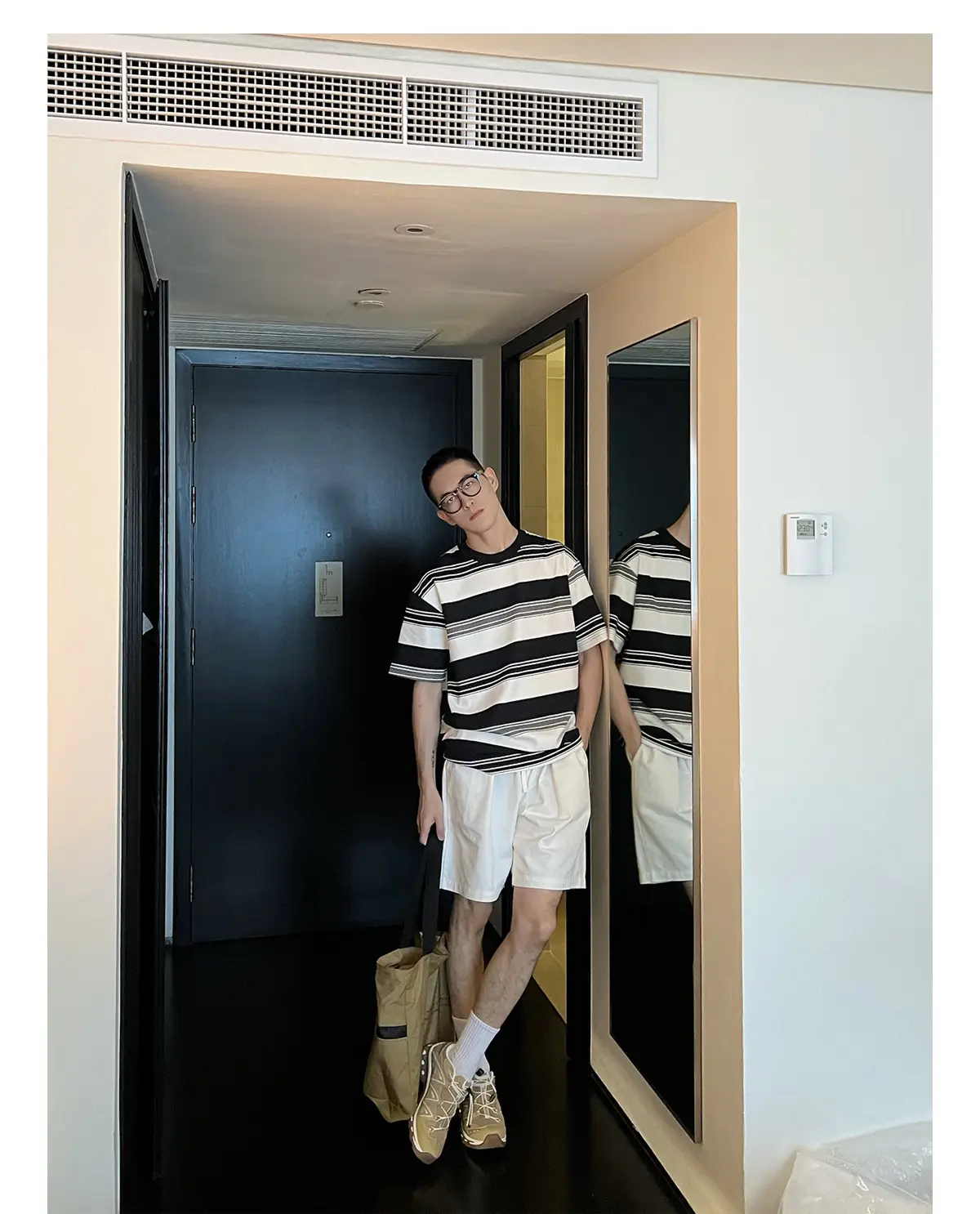 Men Striped T-Shirt Black White Casual Summer — feature 5