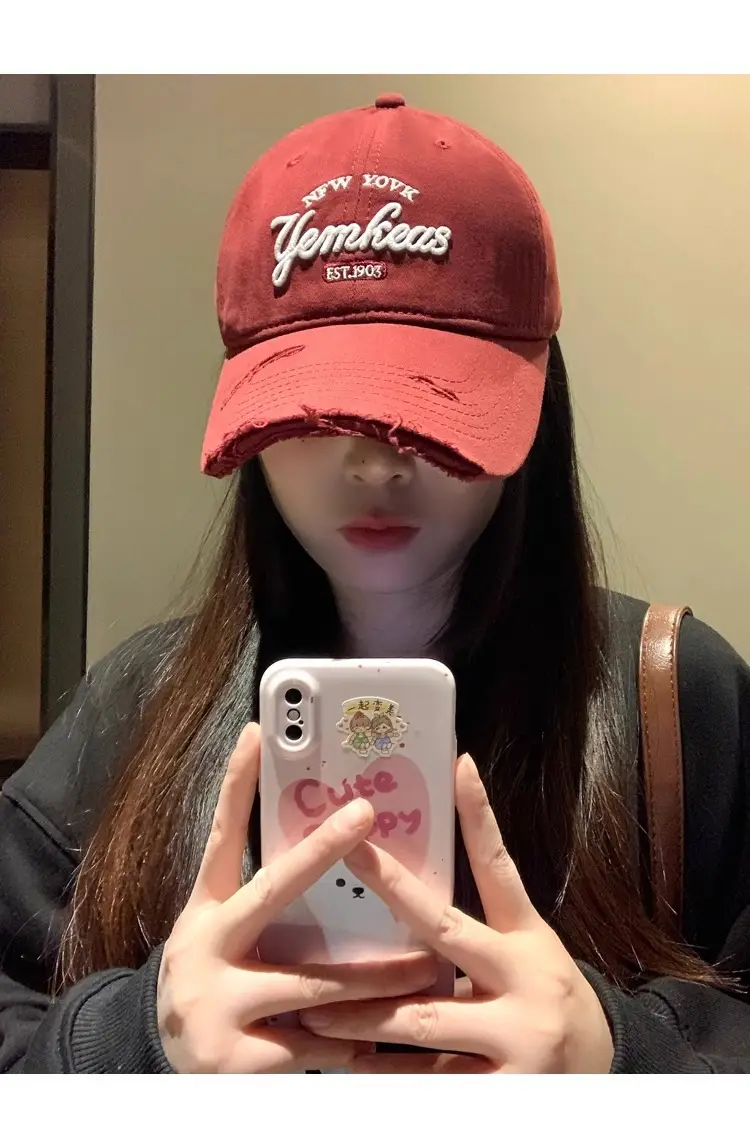 Women Red Baseball Cap with "American Style" Logo — feature 6