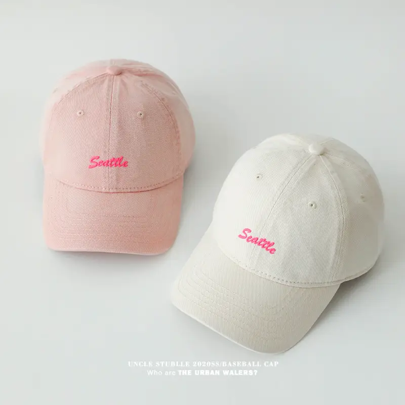 Red Seattle Embroidered Baseball Cap for Men Women — feature 10