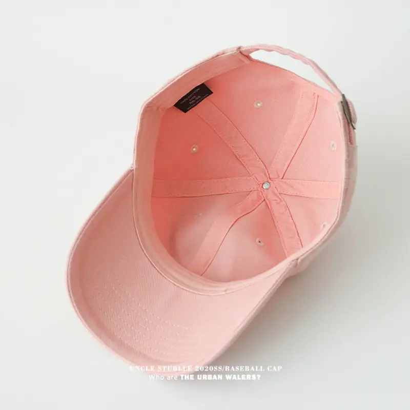 Red Seattle Embroidered Baseball Cap for Men Women — feature 12