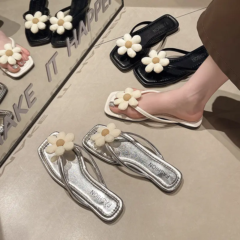 Flower Breathable Flip Flops 2024 Summer New Style Super Soft Trendy Casual Korean Style Women's Sandals Flat Heels Women's Shoes — feature 1