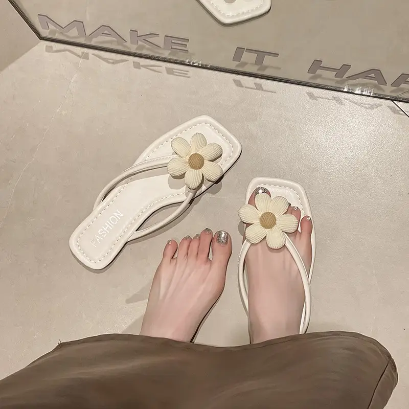 Flower Breathable Flip Flops 2024 Summer New Style Super Soft Trendy Casual Korean Style Women's Sandals Flat Heels Women's Shoes - Image 3