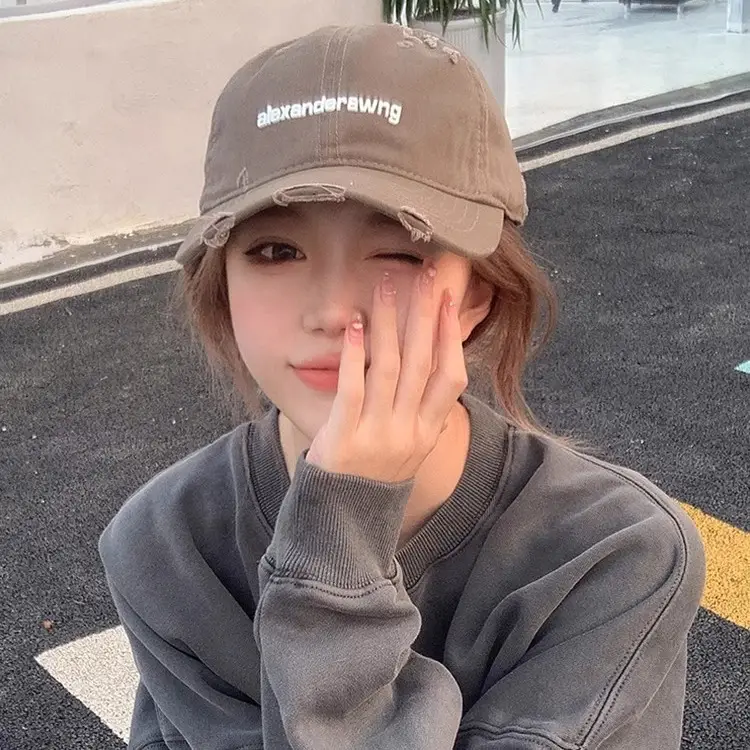 New Autumn Letter Baseball Cap Women's Korean Casual Student Trendy Couple Cap - Image 12