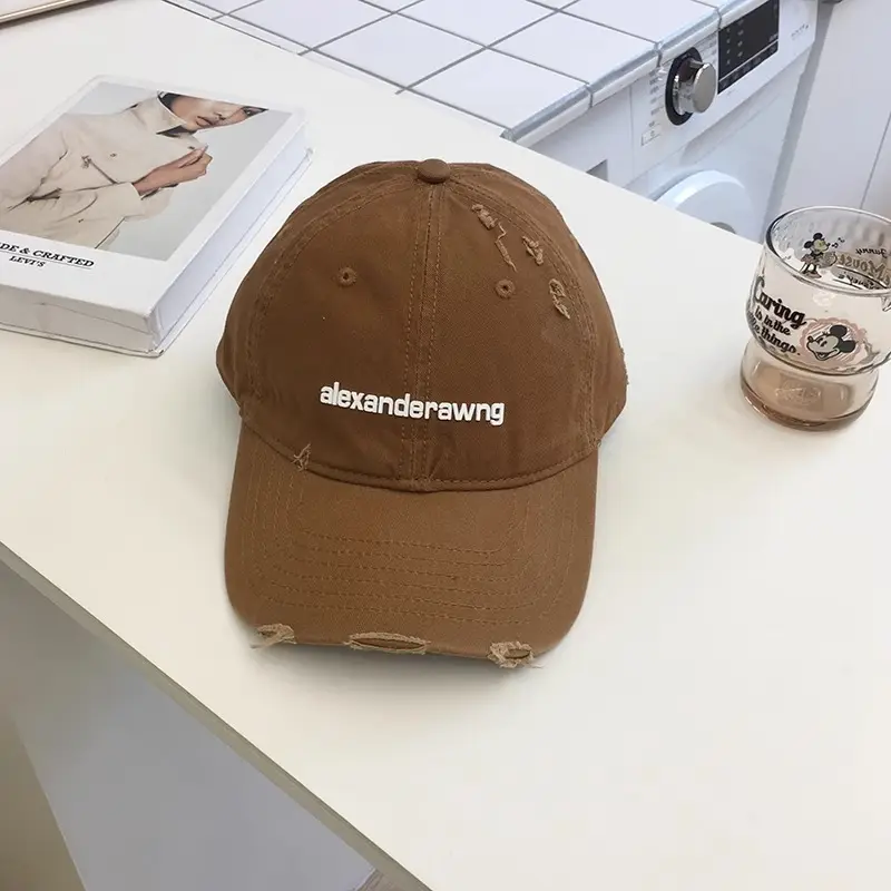 New Autumn Letter Baseball Cap Women's Korean Casual Student Trendy Couple Cap - Image 5