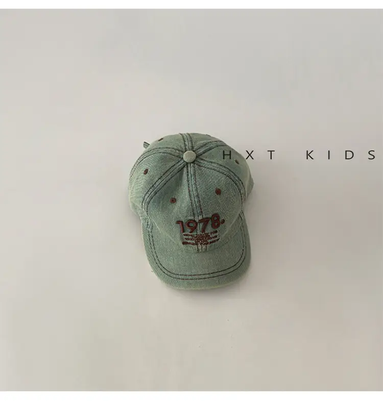 Children's Letter Embroidered Cap Blue Grey 1978 — feature 7