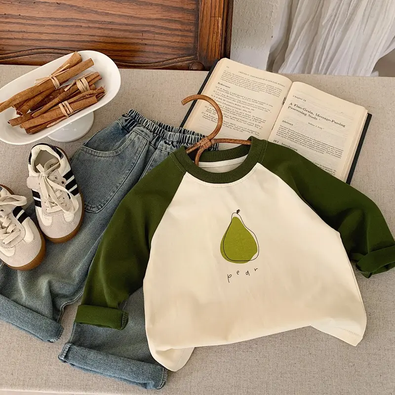 Autumn Raglan Sleeve T-Shirt for Boys Green Cream — feature 4