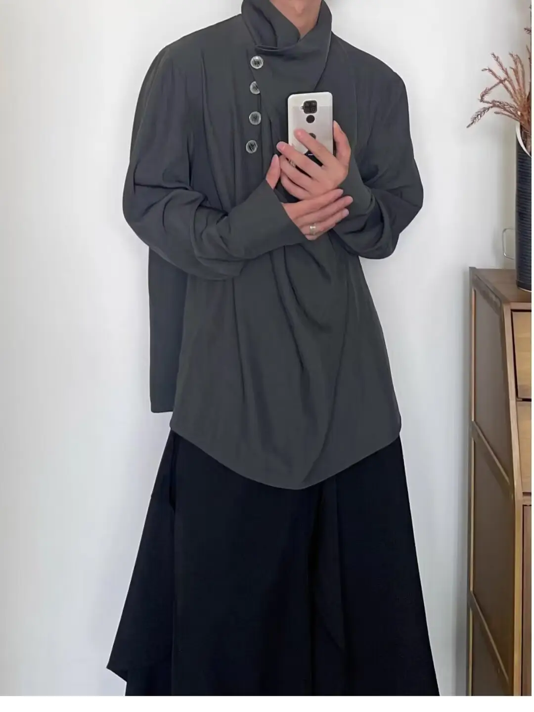 Men's Long Sleeve Draped Shirt Grey Black Set — feature 12